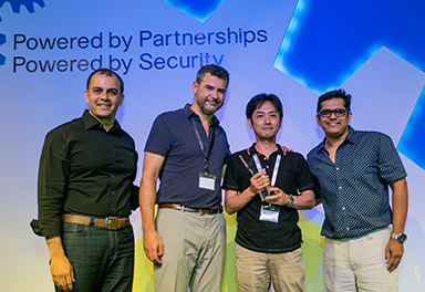 シスコ主催のAPJ Security Connection での表彰式の様子